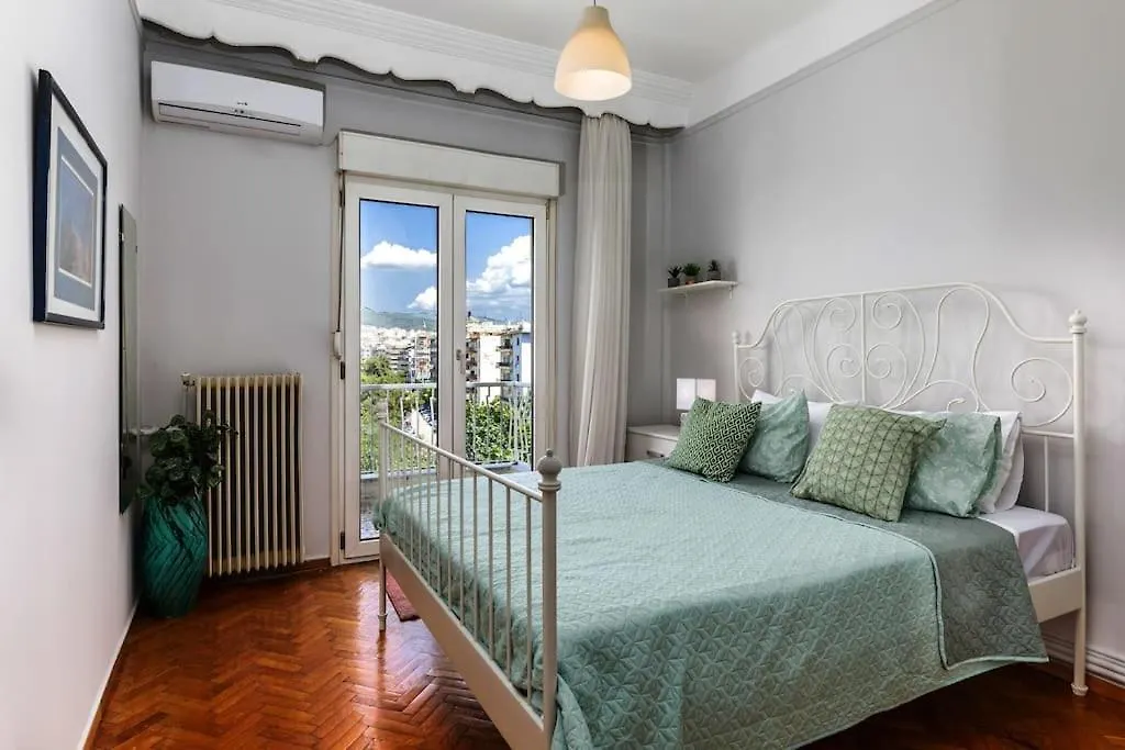 Best Location 3 Bedroom Apartment With View Salonicco